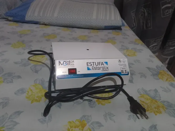 Estufa e pratilheira pra esmaltes 