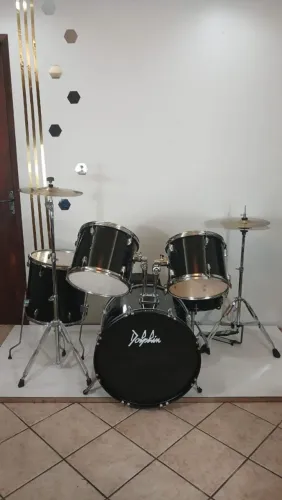 Bateria dolphin completa com banco.