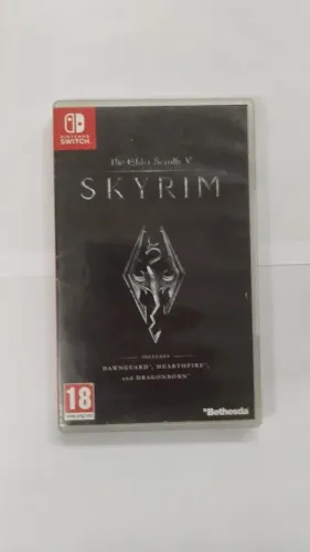 Elder Scrolls V - Skyrim (Nintendo Switch) Midia Fisica