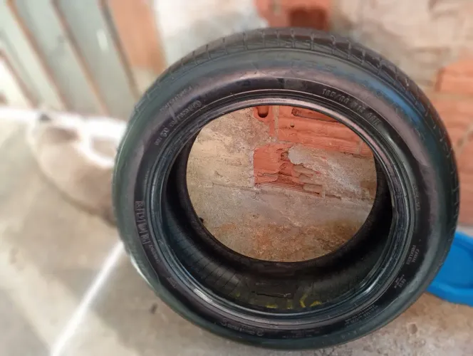 Pneu Pirelli P1 185 60 15 (Tem que vulcanizar)