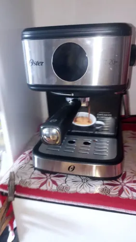 Cafeteira espresso Oster Double digital pó e cápsulas