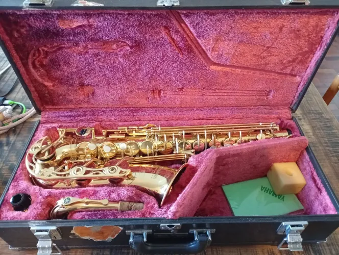 Saxofone Alto Yamaha 62