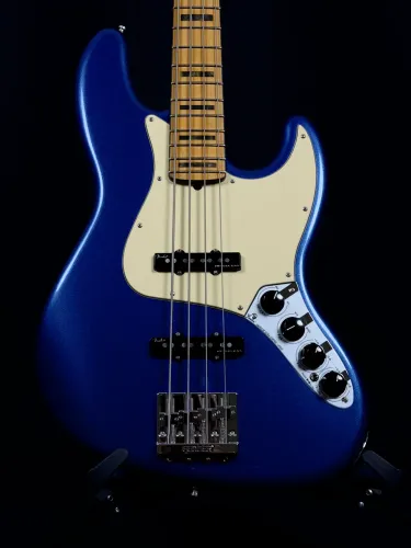 Baixo Fender Jazz Bass American Ultra I 2023 4C