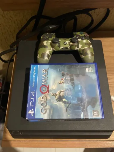 Ps4 slim 500 g