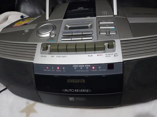 Sistem rádio AM/FM AIWA PARA CONSERTAR.