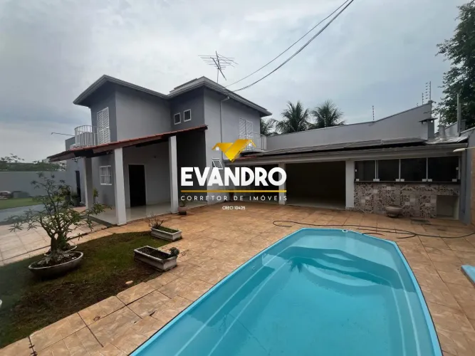Casa para Venda em Cuiabá, Santa Cruz, 3 dormitórios, 1 suíte, 4 banheiros, 4 vagas