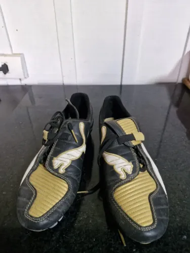 Chuteira Puma V-konstrukt Iii Sg - Campo - Preto e Dourado