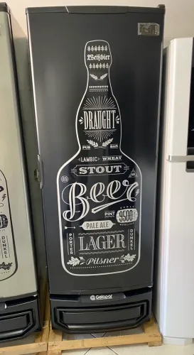 Cervejeira Gelopar vertical 570 litros