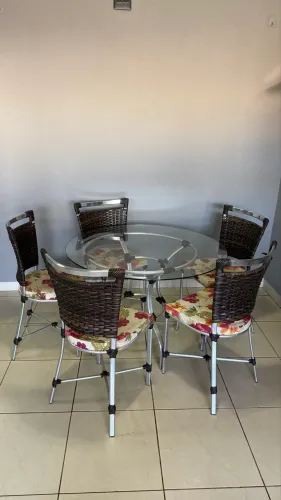 Vendo Mesa de Vidro Redonda