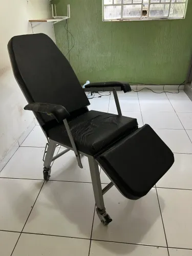 Cadeira de Rodas Reforçada