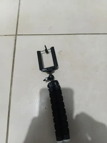Tripé articulado