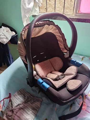 Vendo bebê conforto