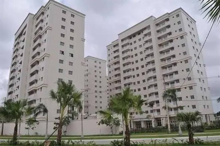 Apartamentos pra alugar entre 3.000 na Augusto Montenegro e 5.000 no centro de Belém.