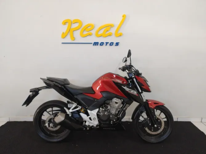 Honda CB 300F Twister Flex