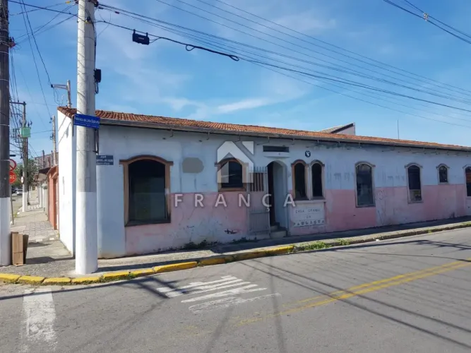 PONTO COMERCIAL / GALPÃO COMERCIAL - CENTRO JACAREI SP