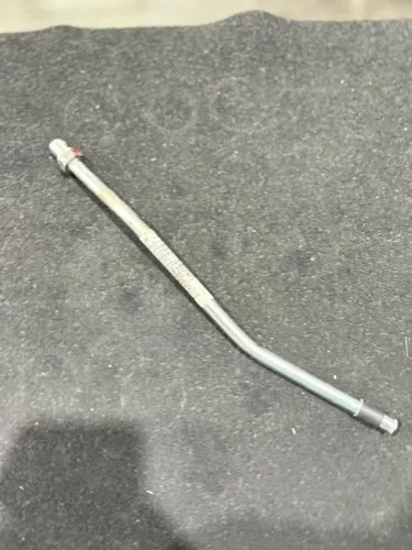 TUBO VARETA DE OLEO HILUX 1990-1997 2.4-2.8-3.0 2L/3L/5L Original Novo