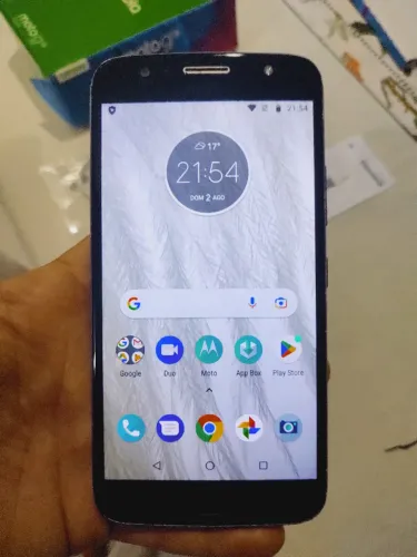 Barbada !!! Moto G5s Plus completo em ótimo estado. Tv, carregador turbo, fone e capinha
