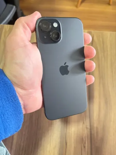 Iphone 15 - 128 gb - Excelente estado