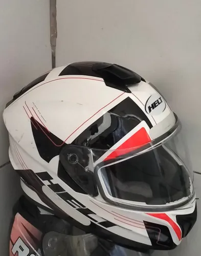 Capacete Helt 