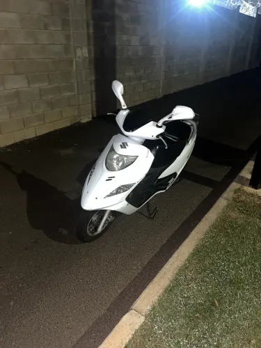 Vendo Burgman, ano 2018 58mil km
