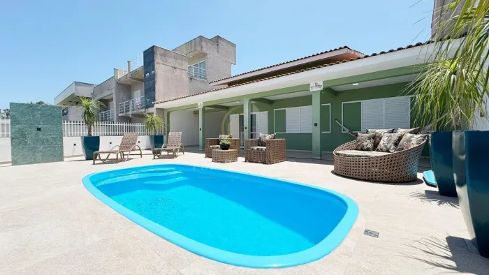 Casa em Balneário Brejatuba - Guaratuba, PR