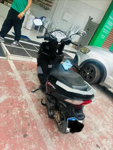 Honda elite 2021, muito nova!