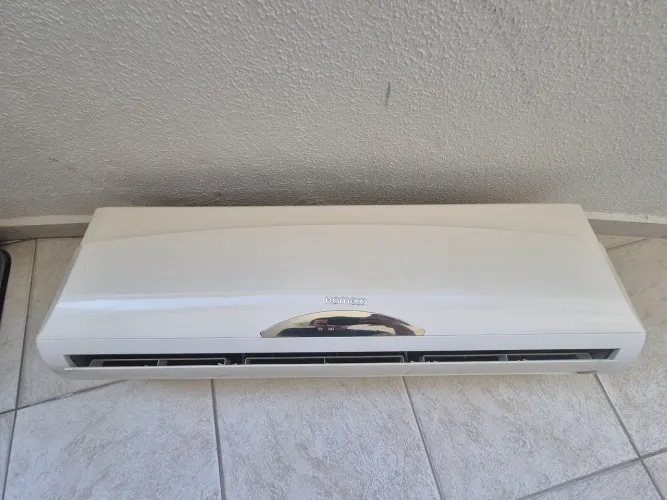 Ar Condicionado Split Komeco 18.000 BTUs Frio 220V - KOS 18FC G2HX
