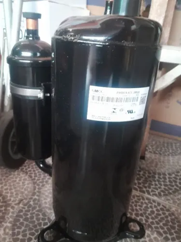 Compressor 30.000 btus R22 220V Toshiba