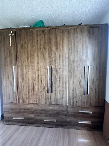 Guarda roupa de casal - Preço baixo