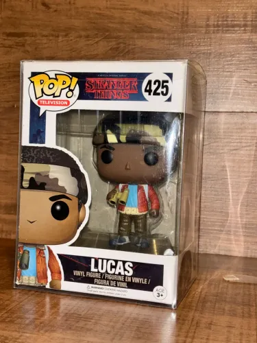 Funko Pop! Lucas #425 Stranger Things (Com Protetor grátis)