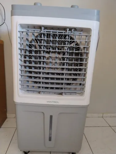 Vende-se climatizador com defeito