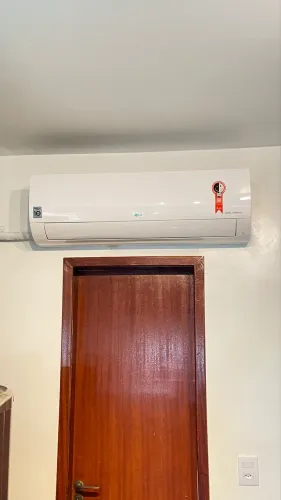 Ar condicionado 18.000 Btus - LG inverter 