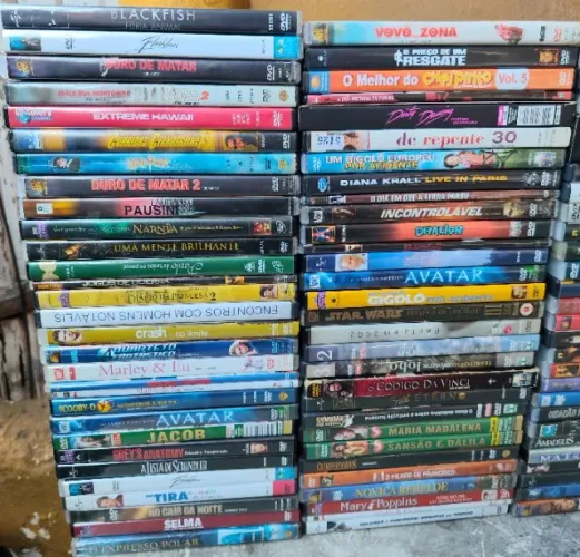 DVD de filme desenho e musicas em bom estado lote com 170 unidades