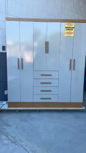 GUARDA ROUPAS 6 PORTAS 4 GAVETAS (ÚLTIMAS PEÇAS)