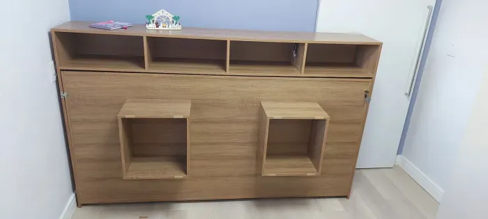 Cama