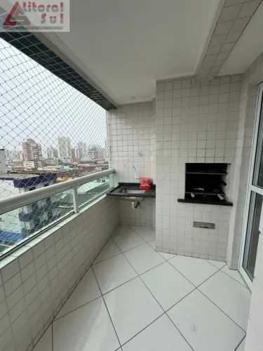 Imóvel para aluguel possui 77 metros quadrados com 2 quartos em Ocian - Praia Grande - SP