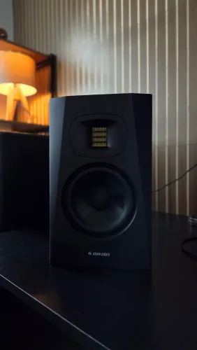 Monitor Adam Audio Unidade