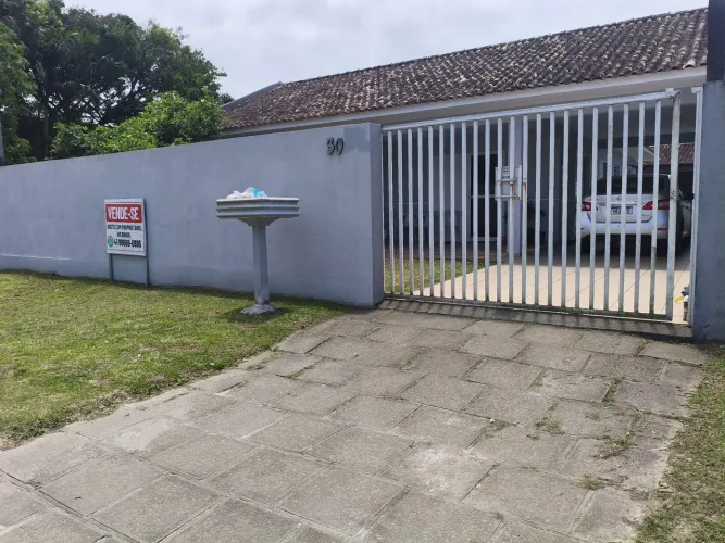 Torro!Abaixo do Valor- Casa em Guaratuba,frente para Avenida Paraná e 400mts do Mar