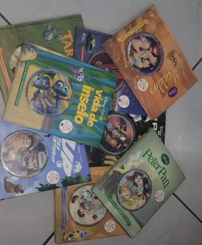 17 livros Disney infantis com CD