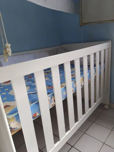 Vende-se um berço