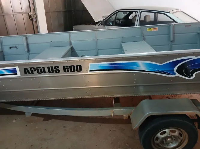 Levefort apolus 600 motor 40hp mercury 