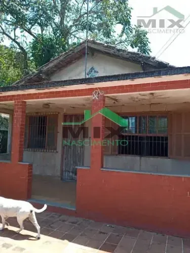 Casa à Venda no Solemar Praia Grande | 2 Dormitórios e 3 Vagas de Garagem