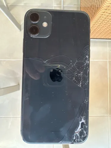 iPhone 11