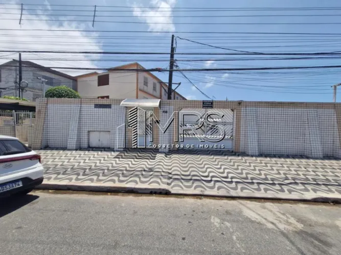 Casa Térrea à Venda no Real, Praia Grande - 2 Quartos e Suíte