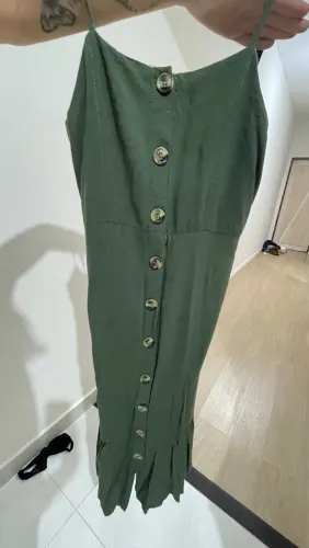 Vestido mídi