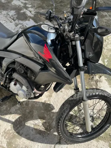VENDO MOTO BROS 160 ANO 2017