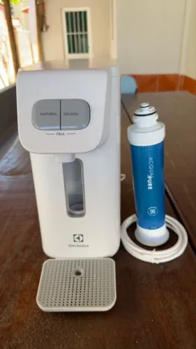Purificador de Água Electrolux PE15B Bivolt Peltier Mec. Branco