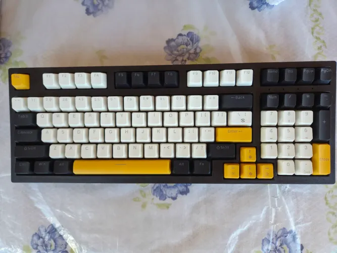 Teclado Mecânico Zifriend KY98 Switch Red. Full Size(100%)