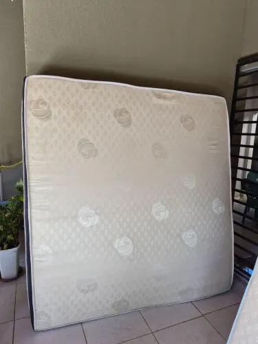 Cama King size