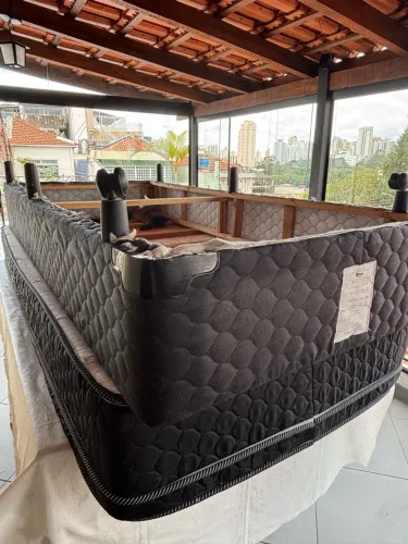 Cama de Solteiro Usada